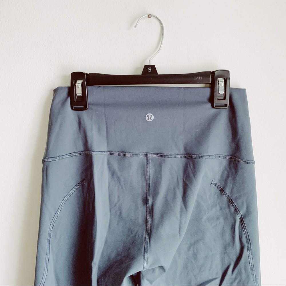 💙 iron blue lululemon leggings 💙